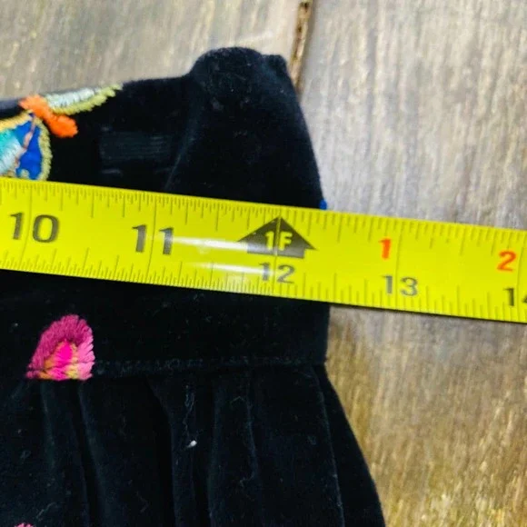 Gisella Heinemann VTG Embroidered Butterflies on Black Velvet Maxi Skirt SZ 8 - Picture 9 of 11